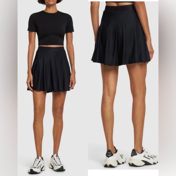 Nwt We wore what pleated Tennis
Skort Skirt in Solid Black Size Small - Picture 1 of 16